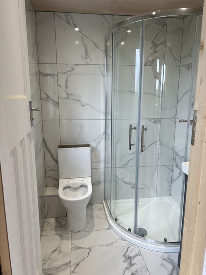 Aquila White Marble effect Porcelain Wall and Floor Tiles